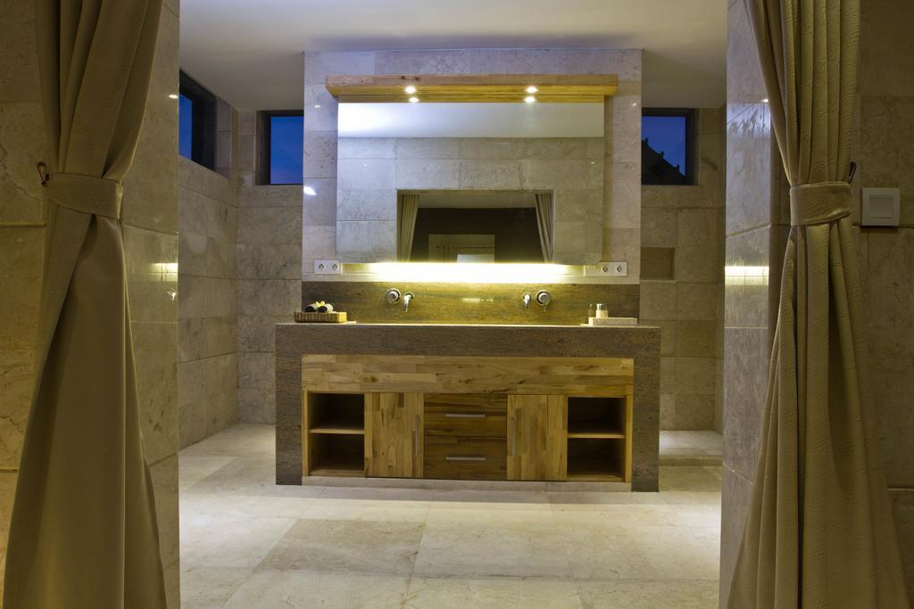 Puri Ratu Jimbaran Villa Δωμάτιο φωτογραφία