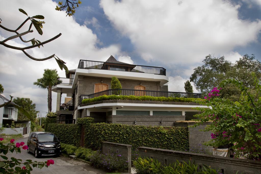 Puri Ratu Jimbaran Villa Εξωτερικό φωτογραφία